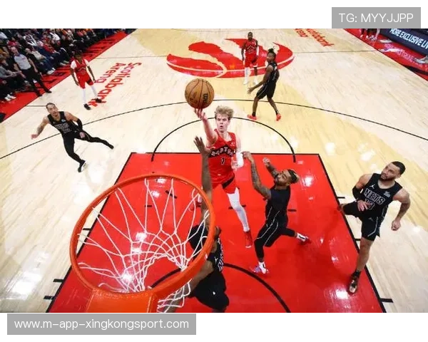 巴恩斯禁区横移盖帽，猛龙多打一波流